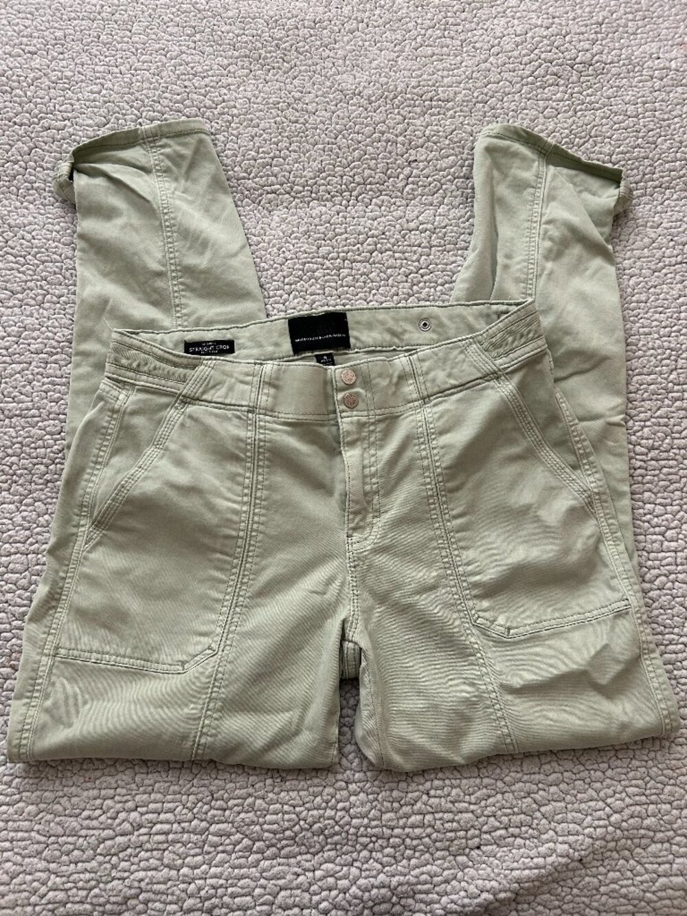 White House Black Market -- green mid rise slim ankle pants